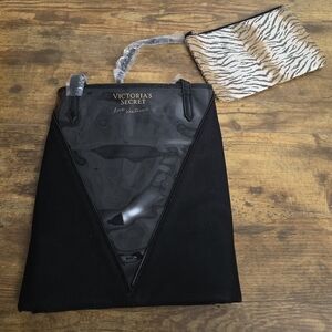 New Without Tags Victoria Secret Tote Bag With Cosmetics Bag